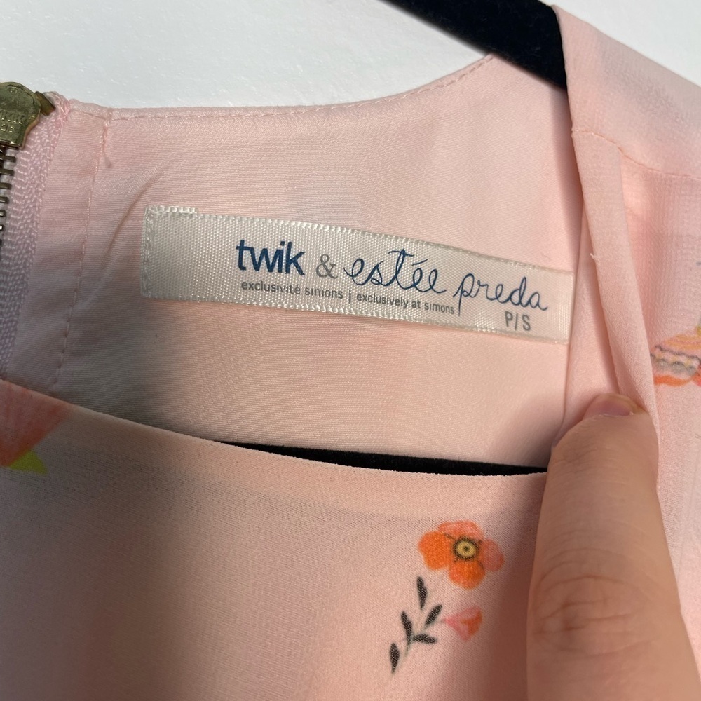 Twik X Estée Preda chiffon novelty floral dress - Picture 3 of 11